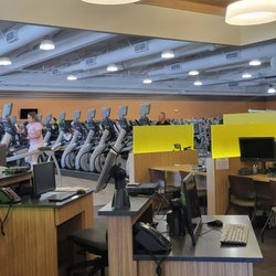 LA Fitness - Cardio machines