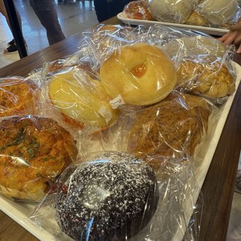 85°C Bakery Cafe-Niles - Bakeries Near Me - Niles, Illinois