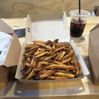 Bo & Vine Burger - Single House Fries* - Burgers Near Me - Eugene, Oregon