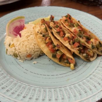 Santo Fish Restaurant - Governor Tacos - Seafood Near Me - Pico Rivera, California Santo Fish Restaurant - Governor Tacos - Seafood Near Me - Pico Rivera, California
