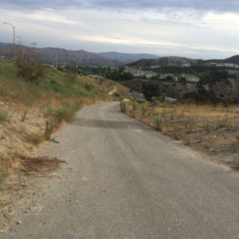 Golden Valley Ranch - Hiking Near Me - Santa Clarita, California