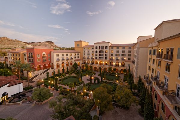 Hilton Lake Las Vegas Resort & Spa by null