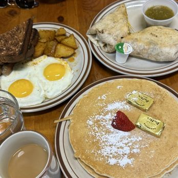 Drigo's Restaurant - Breakfast & Brunch Near Me - Grand Canyon Village, Arizona