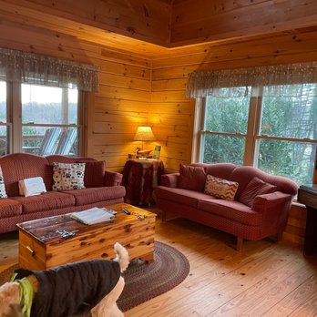 Barkwells - Vacation Rentals Near Me - Mills River, North Carolina