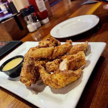 Hawk N Dove Capitol Hill DC - Chicken tenders - Bars Near Me - Washington, DC, District of Columbia Hawk N Dove Capitol Hill DC - Chicken tenders - Bars Near Me - Washington, DC, District of Columbia