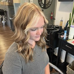 Moxie Salon
