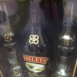 Bellerose Wine & Liquor