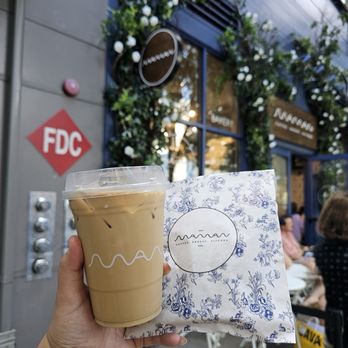 maman - Salted Tahini Honeycomb Latte - Bakeries Near Me - Fairfax, Virginia