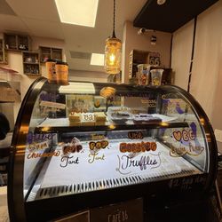 Cafe 86 - Pastries