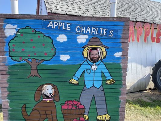 Apple Charlie's Orchards by null