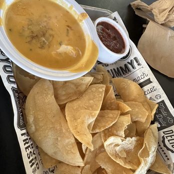 Los Marquez Tacos - Loaded queso - Mexican Near Me - Rockwall, Texas Los Marquez Tacos - Loaded queso - Mexican Near Me - Rockwall, Texas