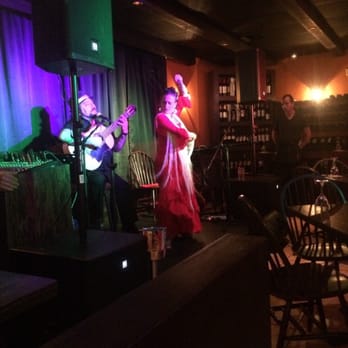 La Bodeguita Restaurant - Saturday night show - Spanish Near Me - Hialeah, Florida La Bodeguita Restaurant - Saturday night show - Spanish Near Me - Hialeah, Florida