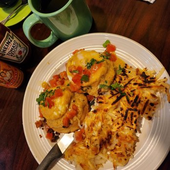 Blackbird Café - Dos Caballeros Benedict - Cafes Near Me - Long Beach, California
