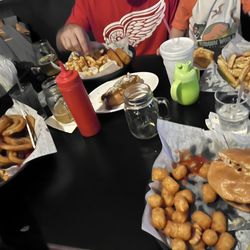 Masons Bar and Grill
