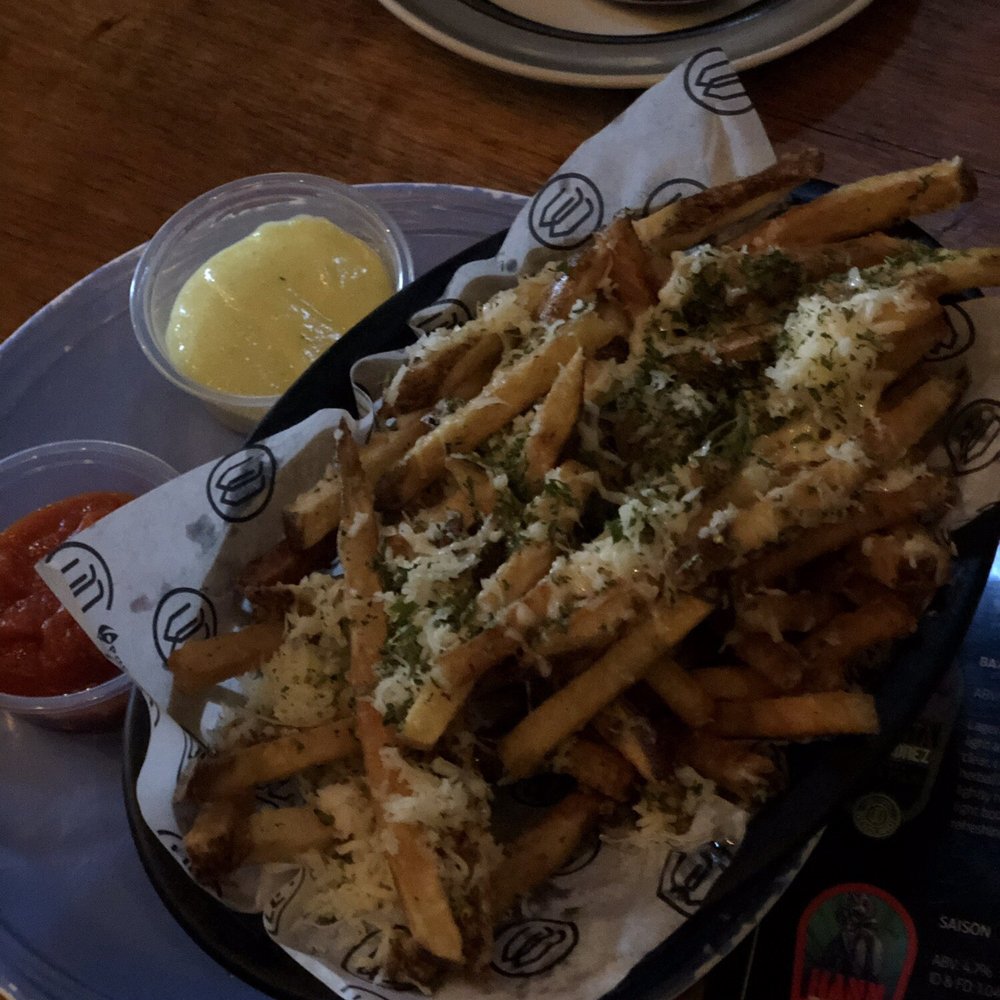 Cerveceria Wendlandt - Truffle fries (small order) - Gastropubs Near Me - Ensenada, BCN Cerveceria Wendlandt - Truffle fries (small order) - Gastropubs Near Me - Ensenada, BCN