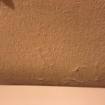 Marriott Savannah Riverfront - Bathroom wall - Hotels Near Me - Savannah, Georgia