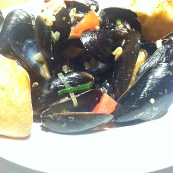 Keenan's Irish Pub - Guinness Mussels. - Pubs Near Me - Brampton, Ontario Keenan's Irish Pub - Guinness Mussels. - Pubs Near Me - Brampton, Ontario