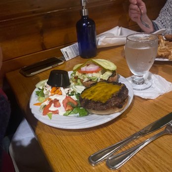 The 1818 Grill - Cheese Burger - American Near Me - Sarasota, Florida The 1818 Grill - Cheese Burger - American Near Me - Sarasota, Florida