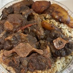 The Scotch Bonnet Kitchen - Small oxtail with rice & pigeon peas, & plantains