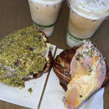 Vavin Dessert Bar - Pistachio croissant, Ham and cheese Croissant, Orange Zest Latte - Bakeries Near Me - Honolulu, Hawaii Vavin Dessert Bar - Pistachio croissant, Ham and cheese Croissant, Orange Zest Latte - Bakeries Near Me - Honolulu, Hawaii