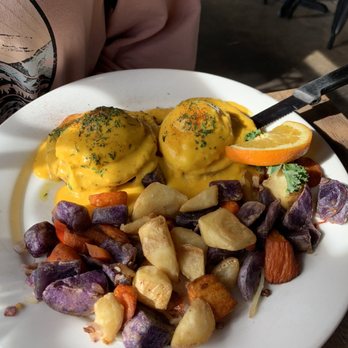 Red Rock Cafe - Red Rock Benedict with home fries. - Breakfast & Brunch Near Me - Sedona, Arizona Red Rock Cafe - Red Rock Benedict with home fries. - Breakfast & Brunch Near Me - Sedona, Arizona