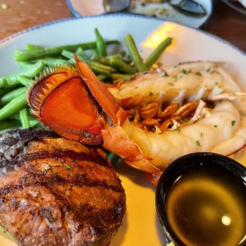 Red Lobster - Surf and turf - Seafood Near Me - Vallejo, California Red Lobster - Surf and turf - Seafood Near Me - Vallejo, California