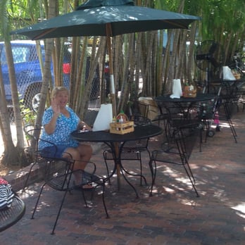 Garbo's Grill - All outside seating. - Food Trucks Near Me - Key West, Florida