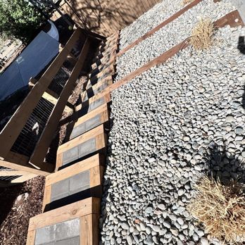 Crowfoot Construction - Timber stairs - Landscaping Near Me Crowfoot Construction - Timber stairs - Landscaping Near Me