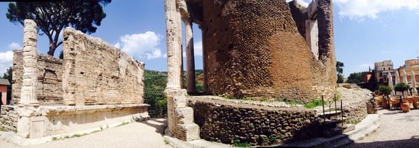 Tempio di Vesta by null