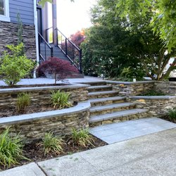 Green Spaces Landscaping - Retaining walls with steps.