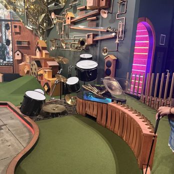 The Dirdie Birdie - A musical hole - Mini Golf Near Me - Austin, Texas The Dirdie Birdie - A musical hole - Mini Golf Near Me - Austin, Texas