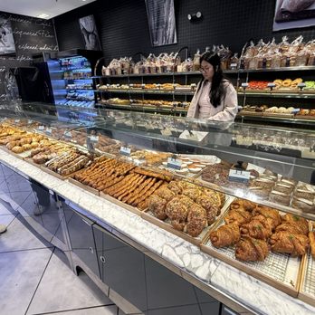 Paris Baguette - Coffee & Tea Near Me - San Jose, California Paris Baguette - Coffee & Tea Near Me - San Jose, California