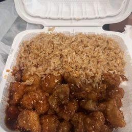 CB10. Sesame Chicken lunch special CB10. Sesame Chicken lunch special