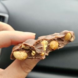 Rocky Mountain Chocolate Factory - Chocolate-covered  peanuts