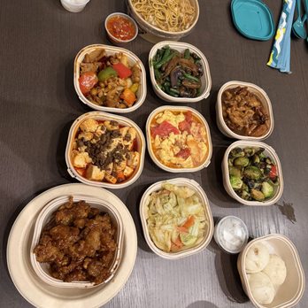 Tigawok - Chow mein, kung pao chicken, eggplant green beans, cola chicken, brussels sprouts, cabbage, orange chicken, mapo tofu, tomato egg, baos - Chinese Near Me - Irvine, California Tigawok - Chow mein, kung pao chicken, eggplant green beans, cola chicken, brussels sprouts, cabbage, orange chicken, mapo tofu, tomato egg, baos - Chinese Near Me - Irvine, California