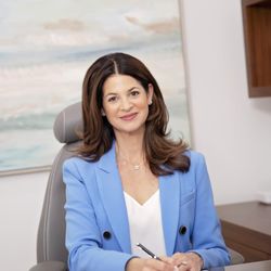 Staci Zellen Health Coaching - Empowering women to gain clarity, confidence, and direction through transformational coaching that supports your next chapter.