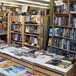 Talking Leaves Books - Book shelves