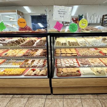 Cibrone M & Sons Bakery - Baked goods in display cases - Bakeries Near Me - Pittsburgh, Pennsylvania Cibrone M & Sons Bakery - Baked goods in display cases - Bakeries Near Me - Pittsburgh, Pennsylvania