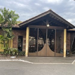 Restaurante Fazendinha Porteira Velha