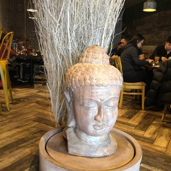 Ginger and Lemongrass - Inside - Vietnamese Near Me - Whitestone, New York