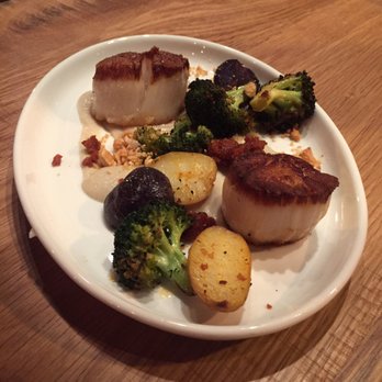 Double Zero - Perfectly cooked scallops, lick the plate clean kinda good - New American Near Me - Atlanta, Georgia