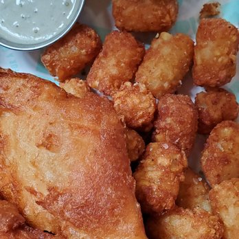 District Six - Redfish and tots - Sports Bars Near Me - Georgetown, Texas
