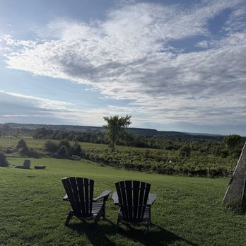 Coffin Ridge - Wineries Near Me - Annan, Ontario Coffin Ridge - Wineries Near Me - Annan, Ontario