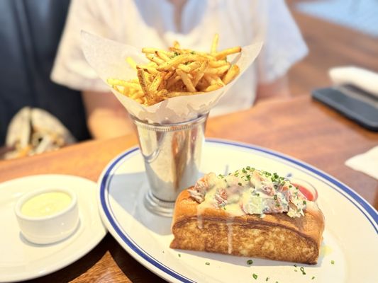 Hudson House by null