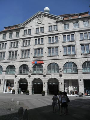 Ehekarussell by null