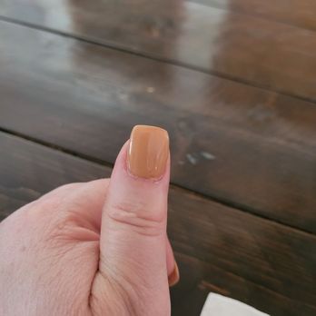 Tracy Nails - I love squared nails with slightly rounded corners. The shape is perfect. - Nail Salons Near Me - Aberdeen, Washington