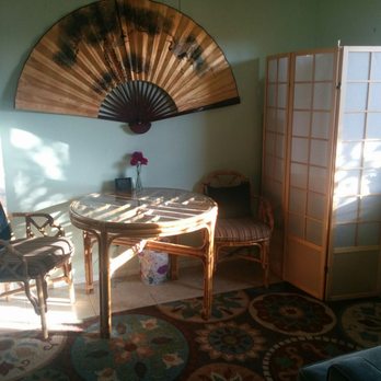 Herbal Jules - Consult room - Traditional Chinese Medicine Near Me Herbal Jules - Consult room - Traditional Chinese Medicine Near Me