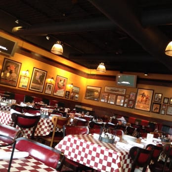 Giordano's - Party room - Pizza Near Me - Orland Park, Illinois Giordano's - Party room - Pizza Near Me - Orland Park, Illinois