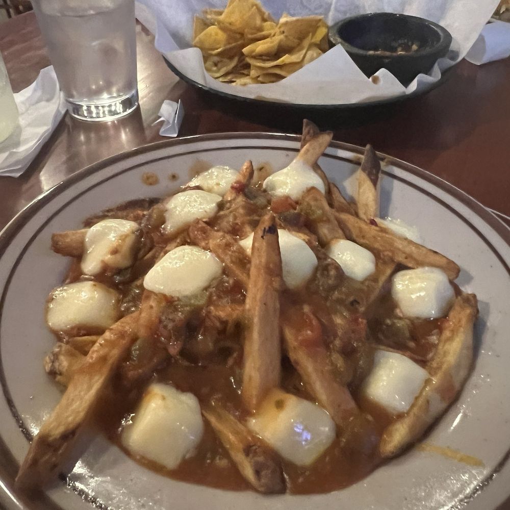 Sadie's - Green chili poutine - New Mexican Cuisine Near Me - Albuquerque, New Mexico Sadie's - Green chili poutine - New Mexican Cuisine Near Me - Albuquerque, New Mexico