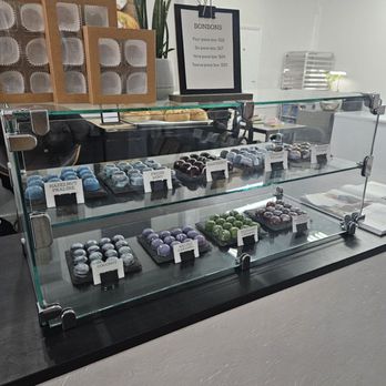 Potomac Chocolate - Truffles! - Chocolatiers & Shops Near Me - Occoquan, Virginia